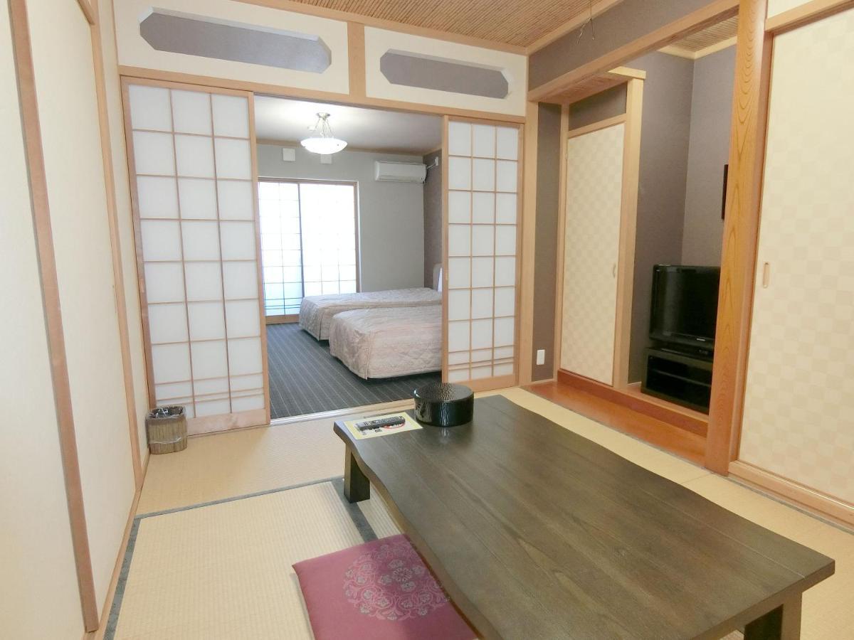 Yurakuan Miyazaki Hotell Exteriör bild