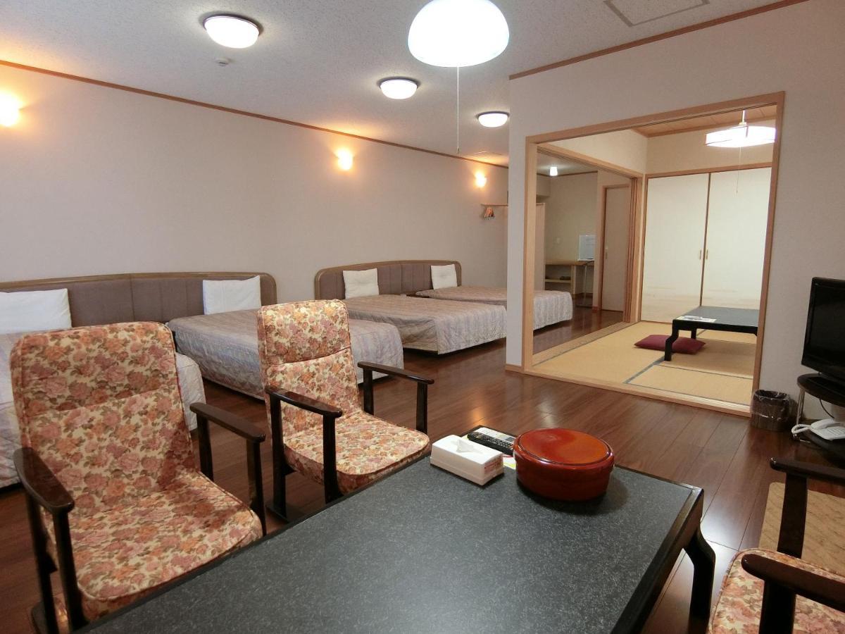 Yurakuan Miyazaki Hotell Exteriör bild