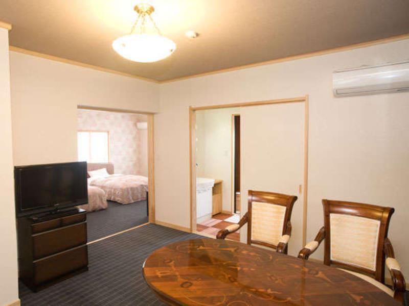 Yurakuan Miyazaki Hotell Exteriör bild