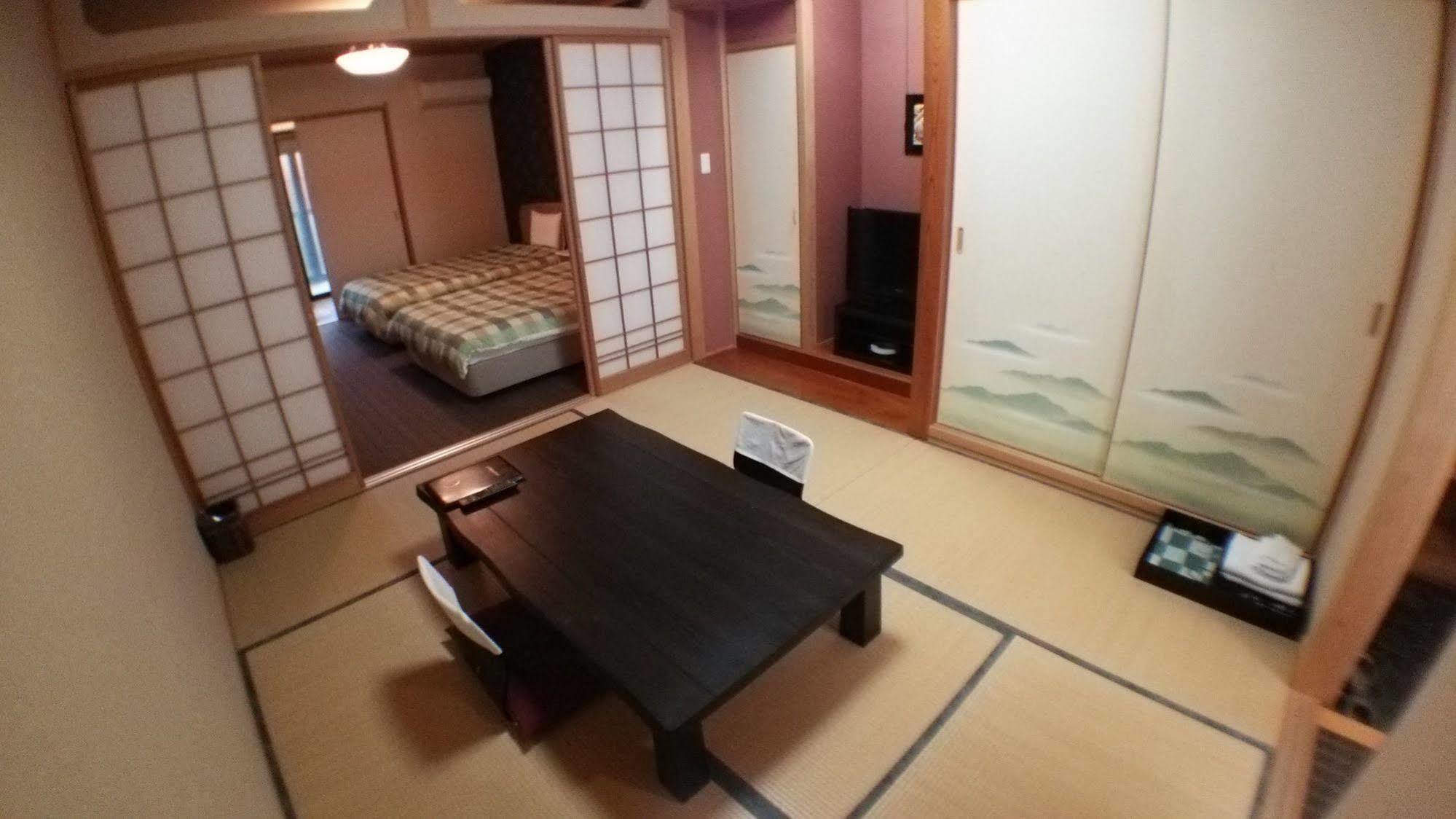 Yurakuan Miyazaki Hotell Exteriör bild